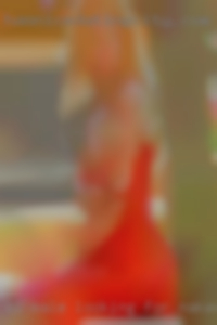 Bi male, looking for naked first experience from Sioux City.