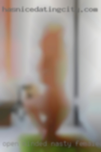 Open minded nasty female/couple in Chamberlain.